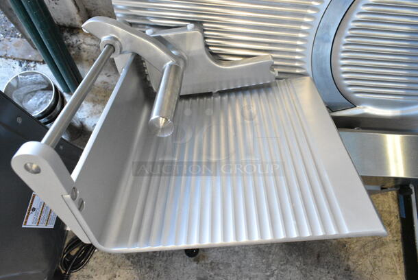 BRAND NEW SCRATCH AND DENT! Estella 348SLAS13 Stainless Steel Commercial Countertop 13" Heavy-Duty Automatic Meat Slicer with Manual Use Option and Scale. 115 Volts, 1 Phase. Tested and Working! - Image 6 of 10