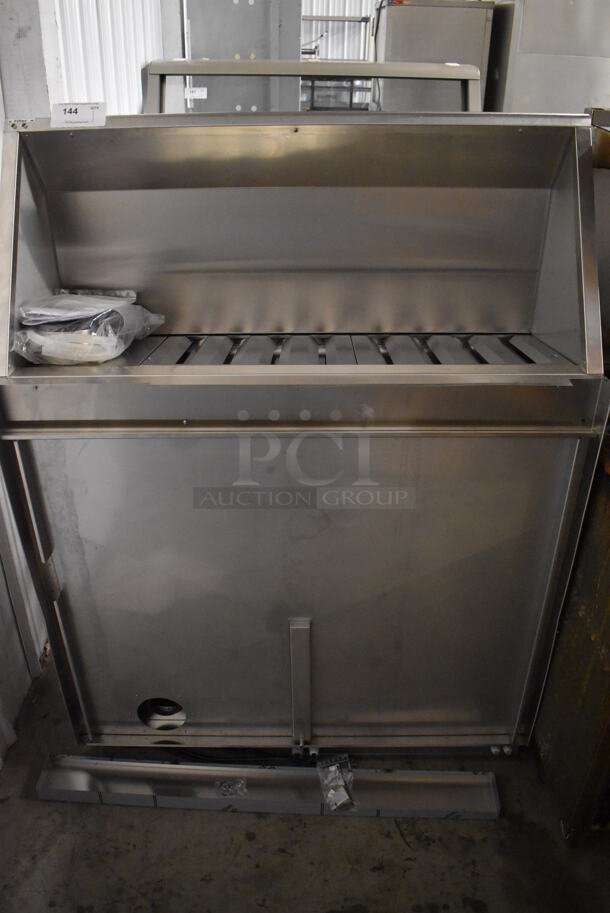 UltraVent Plus Stainless Steel Commercial Hood w/ Filters. Appears To Be Brand New. 42.5x56x17