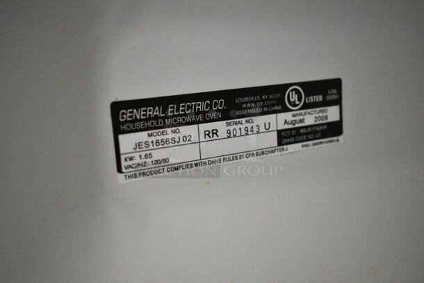 General Electric GE JES1656SJ02 Countertop Microwave Oven w/ Plate. 120 Volts, 1 Phase.  - Image 6 of 6