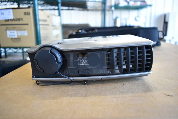 Dell 3400MP DLP Front Projector in Bag. 100-240 Volts, 1 Phase.  - Image 8 of 12