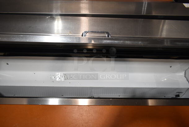 True TSSU-60-16 Stainless Steel Commercial Sandwich Salad Prep Table Bain Marie Mega Top on Commercial Casters. 115 Volts, 1 Phase. Tested and Powers On But Does Not Get Cold - Image 2 of 6