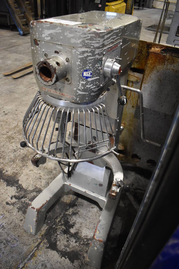 Thunderbird ARM-30 Metal Commercial Floor Style 30 Quart Dough Mixer w/ Bowl Guard. 115 Volts, 1 Phase. 21x24x45. Tested and Powers On But Parts Do Not Move - Image 3 of 8