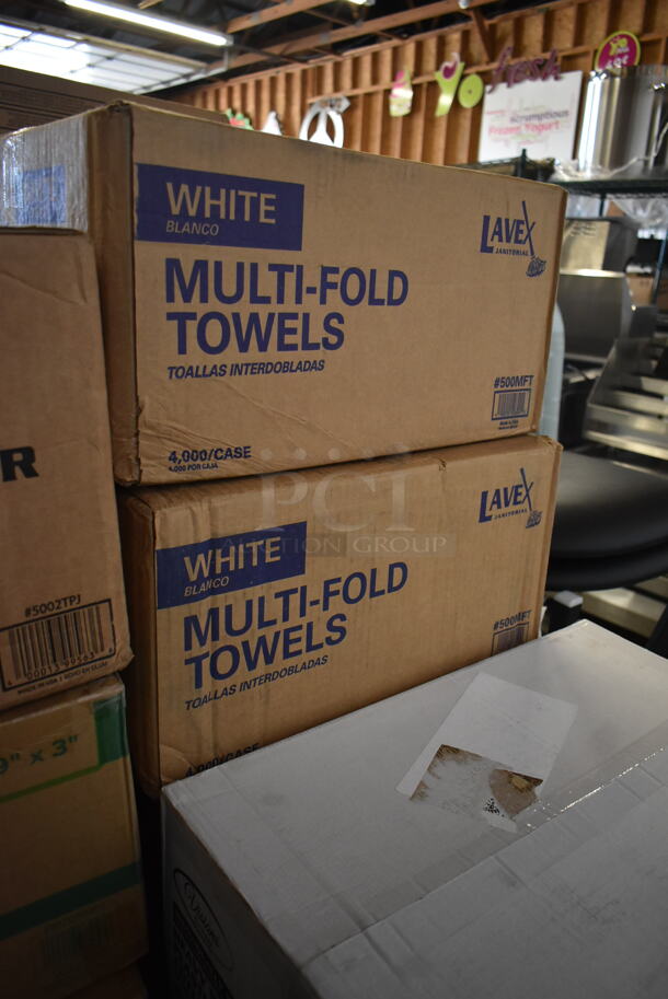PALLET LOT of 18 BRAND NEW! Boxes Including 5002TPJ Lavex 2-Ply Jumbo Toilet Paper Roll with 9" Diameter, 720 Feet / Roll - 12/Case, 395TO993PF EcoChoice 9" x 9" x 3" Compostable Sugarcane / Bagasse 3 Compartment Takeout Container - 200/Case, 2 Box 395TO881 EcoChoice 8" x 8" x 3" Compostable Sugarcane / Bagasse 1 Compartment Take-Out Box - 200/Case, 130BKFSH Visions Wrapped Black Heavy Weight Plastic Cutlery Pack, 2 Box Lavex White M-Fold (Multifold) Towel - 4000/Case,  2 Box PP206-BK Hinge Containers, ChoiceHD 12 oz. Microwavable Translucent Plastic Deli Container and Lid Combo Pack - 240/Case. 18 Times Your Bid! - Image 6 of 6