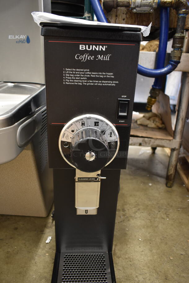 BRAND NEW SCRATCH AND DENT! 2023 Bunn G2 HD Metal Commercial Countertop Coffee Bean Grinder. 120 volts, 1 Phase. Tested and Working! - Image 3 of 7