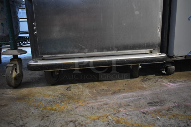 Vulcan VBP15 ENERGY STAR Stainless Steel Commercial 2 Half Size Door Reach In Warming Heated Holding Cabinet on Commercial Casters. 120 Volts, 1 Phase. Tested and Working! - Image 4 of 8