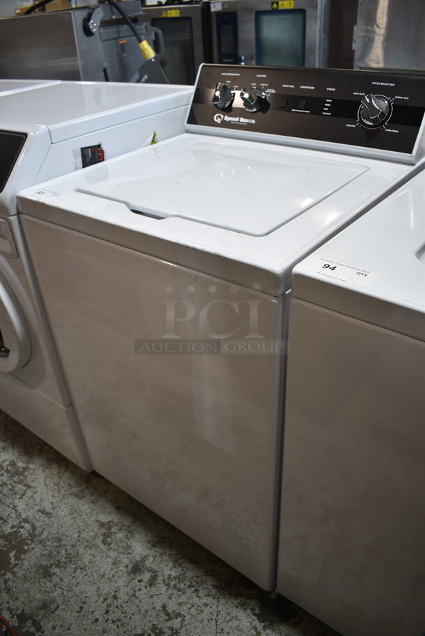 BRAND NEW SCRATCH AND DENT! Speed Queen TR3003WN 3.2 cu. ft. 27" Top Load Washer with Perfect Wash - Free Use - Image 2 of 6