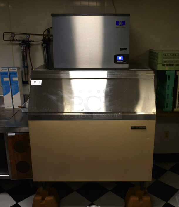 2018 Manitowoc IYT0500A-161 Indigo NXT Stainless Steel Commercial Ice Machine Head on Scotsman BH900E Commercial Ice Bin. 115 Volts, 1 Phase. BUYER MUST REMOVE. Tested and Working! (ice room) - Image 1 of 12