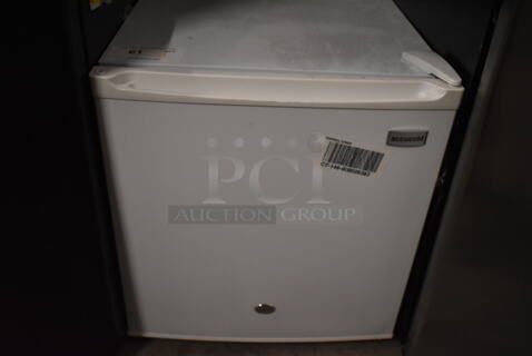 Accucold FFAR23L Metal Mini Cooler. 115 Volts, 1 Phase. Tested and Powers On But Does Not Get Cold
