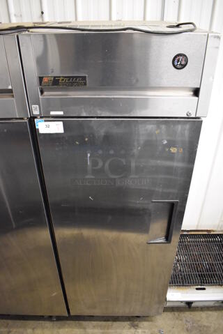 2015 True TG1R-1S ENERGY STAR Stainless Steel Commercial Single Door Reach In Cooler w/ Poly Coated Racks on Commercial Casters. 115 Volts, 1 Phase. 29x35x83. Tested and Working!