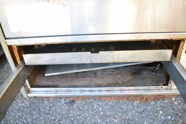 Hatco HDW-2 Stainless Steel 2 Drawer Warming Drawer. 120 Volts, 1 Phase. Tested and Does Not Power On - Image 4 of 5