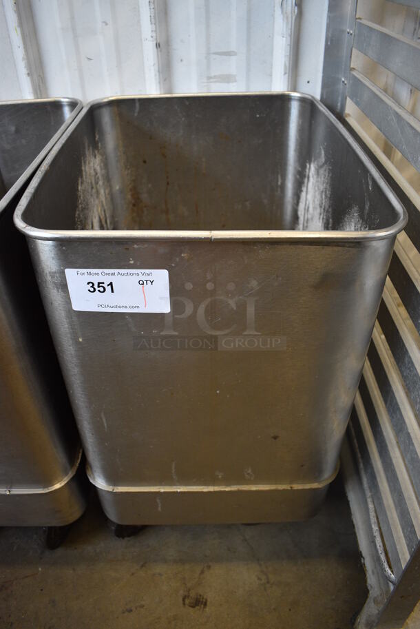Metal Ingredient Bin on Commercial Casters. 15.5x20.5x26.5