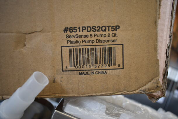 BRAND NEW SCRATCH AND DENT! ServSense 651PDS2QT5P Stainless Steel Commercial Countertop 5 Pump 2 Quart Topping Rail. - Image 7 of 7