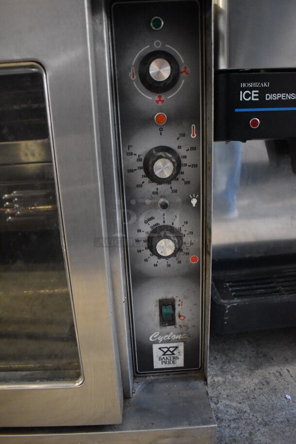 Bakers Pride 454BCOER2 Stainless Steel Commercial Electric Powered Full Size Convection Oven w/ View Through Doors, Metal Oven Racks and Thermostatic Controls. Missing Door Handles. 208 Volts, 1/3 Phase. 38x38x27 - Image 2 of 7