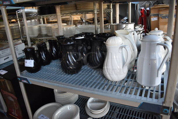 ALL ONE MONEY! Tier Lot of Various Items Including Poly Coffee Urns; Black and White - Image 3 of 6