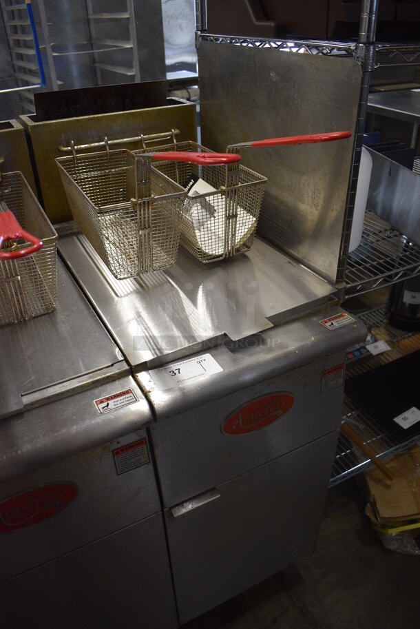 2018 Avantco Model FF400-P Stainless Steel Commercial Floor Style Propane Gas Powered Deep Fat Fryer w/ 2 Metal Fry Baskets and Side Splash Guard. 120,000 BTU. 15.5x30.5x50 - Image 2 of 7