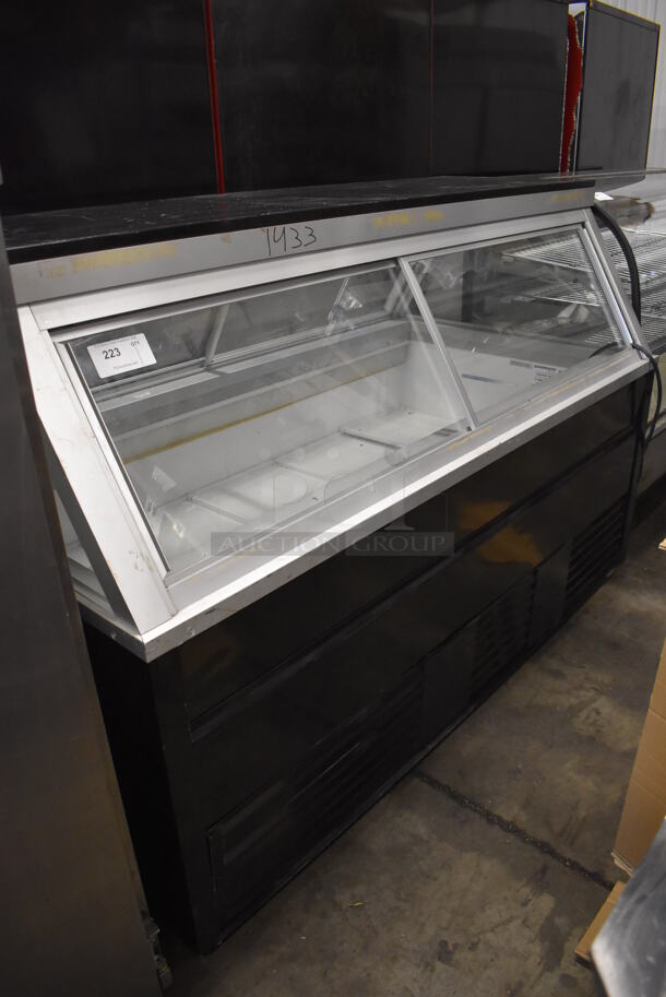 Hussmann GIM-6 Metal Commercial Floor Style Freezer Merchandiser. 115 Volts, 1 Phase. 73x40x51. Cannot Test - Unit Needs New Power Cord