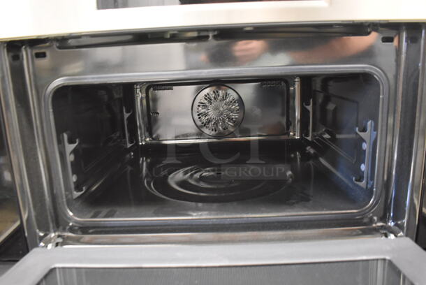 BRAND NEW SCRATCH AND DENT! Frigidaire Electrolux PCWM3080AF Stainless Steel Electric Powered Double Stack Convection Oven w/ View Through Doors. 120-240 vOLTS. 30x28X41.5 - Image 5 of 11