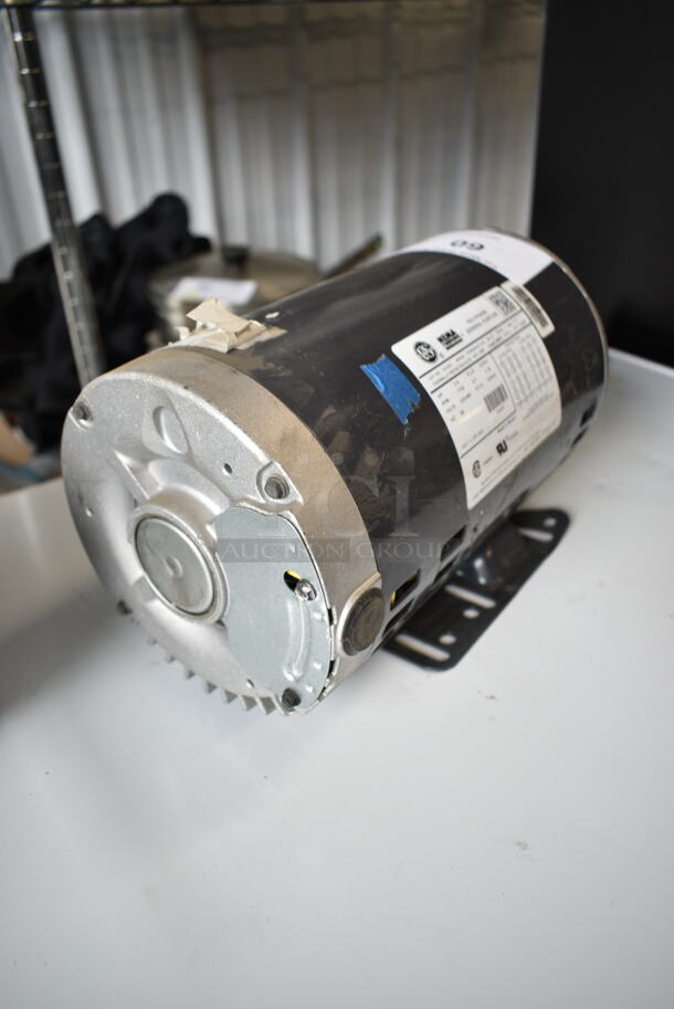 US Motors P63MZAHE-1318 Motor. 230/460 Volts, 3 Phase.  - Image 3 of 4