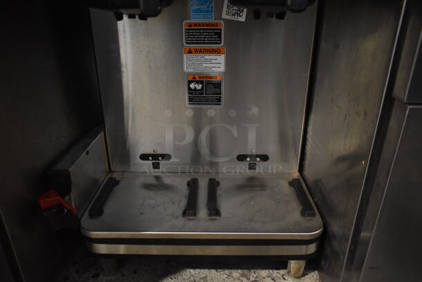2021 Bunn ICB TWIN SH ENERGY STAR Stainless Steel Commercial Countertop Dual Coffee Machine w/ 2 Poly Brew Baskets. 120/240 Volts, 1 Phase. - Image 3 of 6