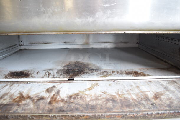 2 Blodgett 981-S Stainless Steel Commercial Natural Gas Powered 2 Deck Pizza Oven. 50,000 BTU. 2 Times Your Bid! - Image 4 of 12