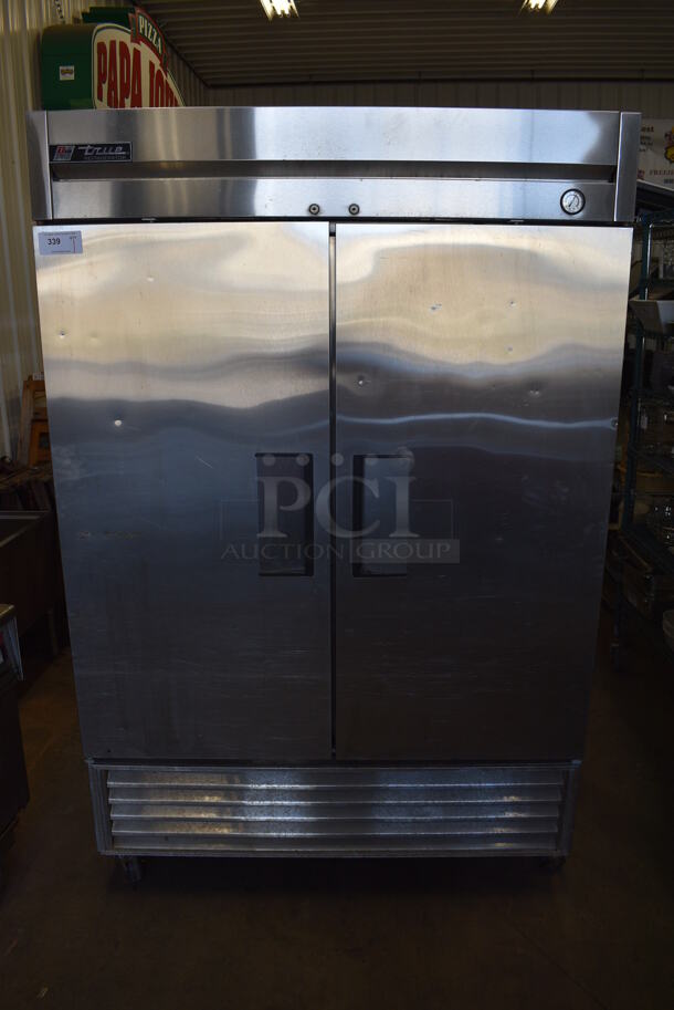 True Model T-49 Stainless Steel Commercial 2 Door Reach In Cooler on Commercial Casters. 115 Volts, 1 Phase. 54x30x83. Tested and Powers On But Temps at 48 Degrees - Image 2 of 7