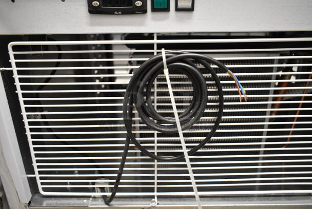 Bastia ISETTA4TP Metal Commercial Floor Style Merchandiser Display Case. 230 Volts, 1 Phase.  - Image 3 of 4