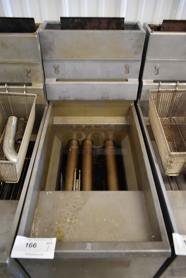 2019 Pitco Frialator 35C+S Stainless Steel Commercial Floor Style Propane Gas Powered Deep Fat Fryer on Commercial Casters. 90,000 BTU. - Image 2 of 6