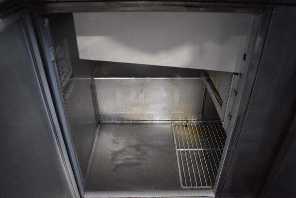 Traulsen UPT4818-LB Stainless Steel Commercial Sandwich Salad Prep Table Bain Marie Mega Top on Commercial Casters. 115 Volts, 1 Phase. 48x34x44. Tested and Working! - Image 5 of 8