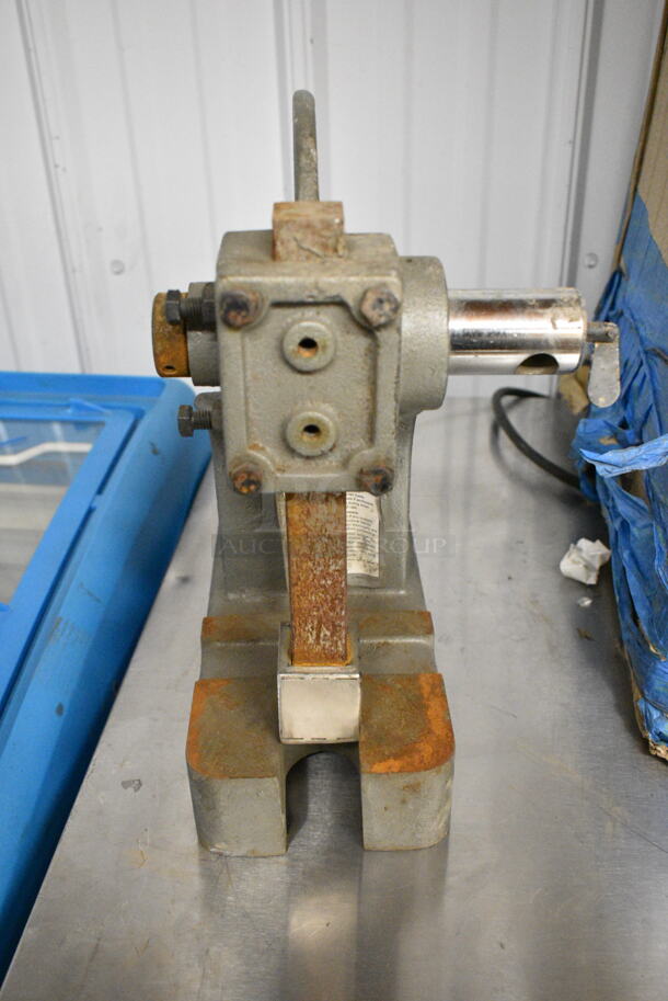 Metal Countertop Unit.  - Image 2 of 4