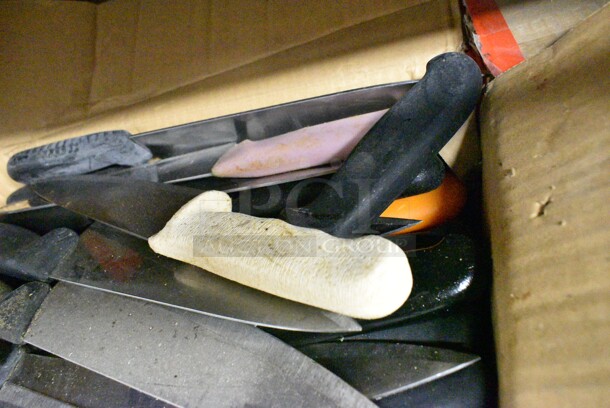 45 SHARPENED Stainless Steel Knives Including Chef Knives. 45 Times Your Bid!  - Image 6 of 8