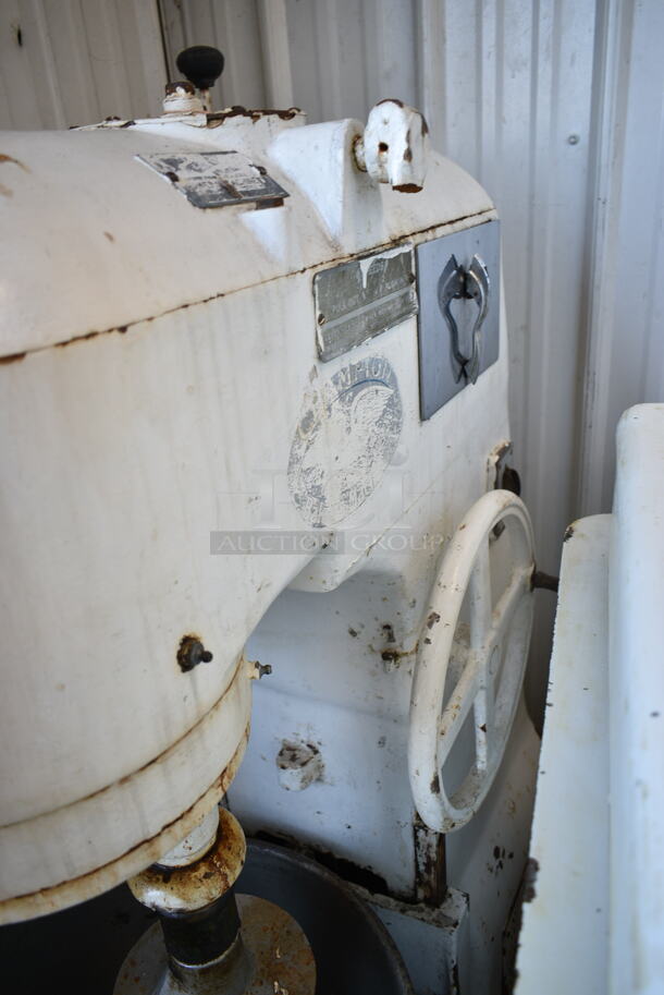 AS600 Metal Commercial Floor Style 60 Quart Planetary Dough Mixer w/ Metal Mixing Bowl, Dough Hook, Paddle and Pelican Head Attachments. 208-240 Volts. - Image 4 of 10