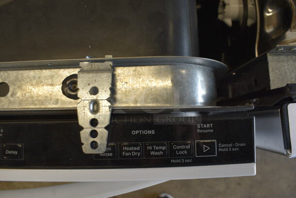 BRAND NEW SCRATCH AND DENT! Whirlpool WDT730PAHW 0 Metal Undercounter Dishwasher. 24x24x35 - Image 3 of 10