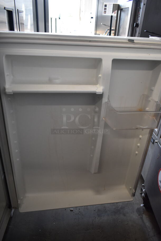 Whirlpool WRT511SZDW00 Metal Cooler Freezer Combo Unit. 115 Volts, 1 Phase. Tested and Powers On But Does Not Get Cold - Image 5 of 6