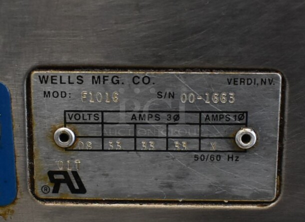 Wells F1016 Stainless Steel Commercial Electric Powered Deep Fat Fryer w/ 2 Metal Fry Baskets and Under Shelf. 208 Volts.  - Image 4 of 7