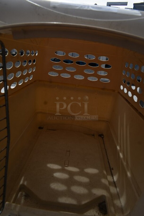 Tan Poly Animal Cage. - Image 4 of 4
