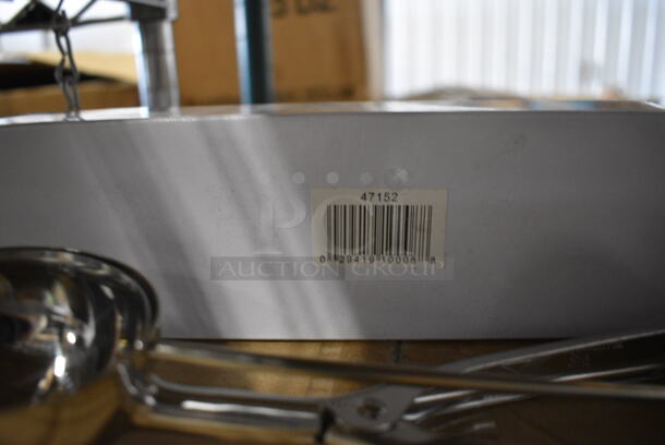 11 BRAND NEW IN BOX! Stainless Steel Scoopers. 9". 11 Times Your Bid! - Image 4 of 4