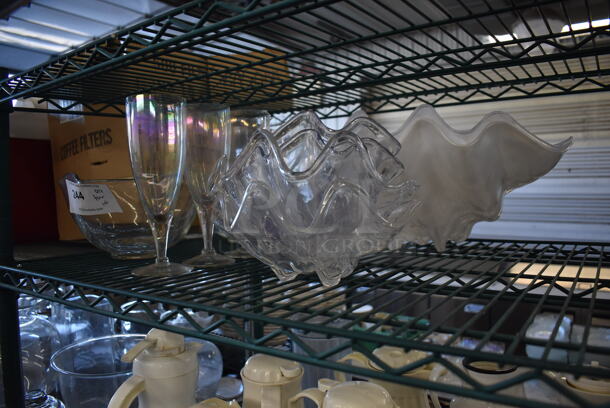 ALL ONE MONEY! Tier Lot of Various Items Including Glassware - Image 4 of 5