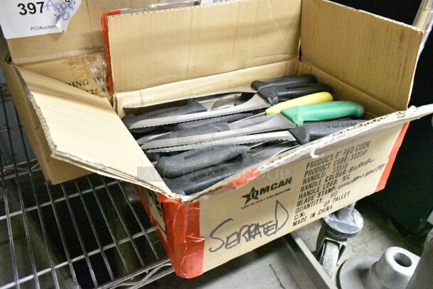 35 SHARPENED Stainless Steel Knives Including Serrated Bread Knives. 35 Times Your Bid!  - Image 2 of 5