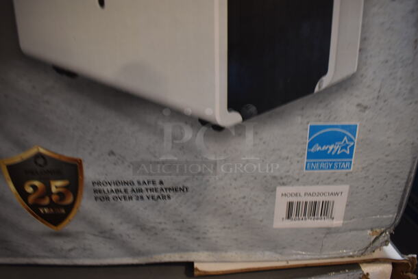 IN ORIGINAL BOX! Pelonis PAD20C1AWT ENERGY STAR 22 Pint Dehumidifier. 120 Volts, 1 Phase. 15x10.5x19 - Image 5 of 5