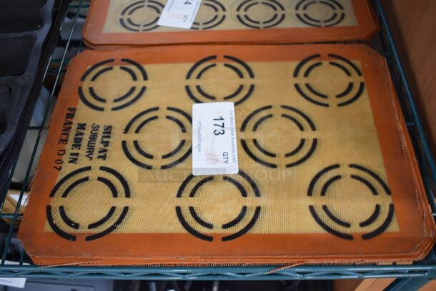 10 Orange Silform Baking Pan Liners. 11.5x16.5. 10 Times Your Bid!