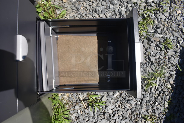 Metal 3 Drawer Filing Cabinet - Image 7 of 7