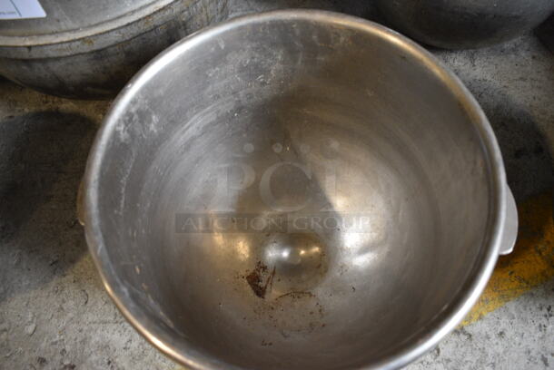 Metal Commercial Mixing Bowl. 17x14x12 - Image 3 of 4