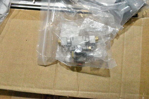 4 BRAND NEW SCRATCH AND DENT! Items Including HP0095910800 Vulcan 00-959108-000G1 Retrofit Kit (Open Pilot), HP0092216000 Vulcan 00-922160-0000A Safety Valve, HP0095966200 Vulcan 00-959662-00001 Maxitrol Natural Gas / Liquid Propane Valve for VC and SG Series, HP0096005300 Vulcan 00-960053-00001 Hart Door Switch. 4 Times Your Bid!  - Image 5 of 10