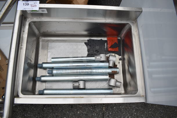 BRAND NEW SCRATCH AND DENT! Regency 600IB1824CP 18" x 24" Underbar Ice Bin with 7 Circuit Post-Mix Cold Plate and Bottle Holders - 51 lb. - Image 4 of 6