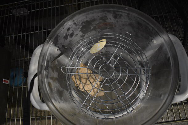 Poly Countertop Steamer. 17x14x15. Tested and Working! - Image 4 of 4