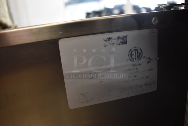 Axis Commercial Stainless Steel Natural Gas Powered Pasta Cooker With 5 Steel Baskets on Galvanized Legs. - Image 7 of 7