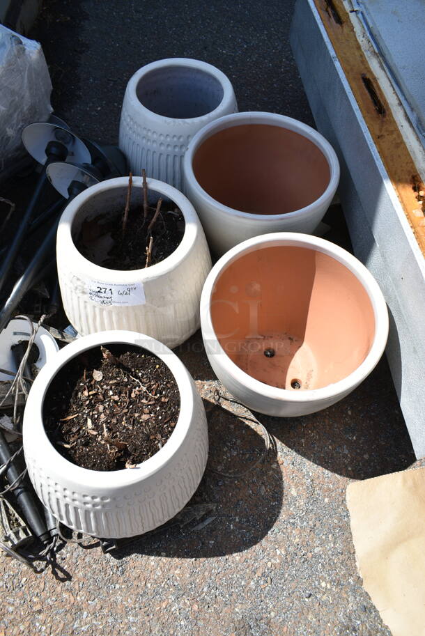ALL ONE MONEY! Lot of 5 Planters - Image 2 of 4
