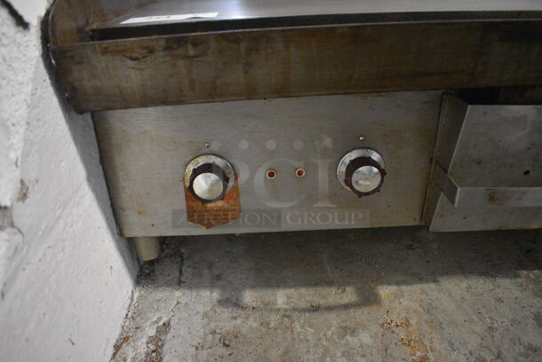 General Electric Model CG58 Stainless Steel Commercial Countertop Flat Top Griddle. 240 Volts, 1/3 Phase. 36x26x18 - Image 4 of 7