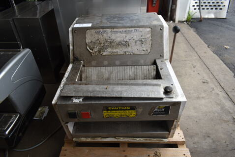 Oliver 711 Stainless Steel Commercial Countertop Bread Loaf Slicer. 115 Volts, 1 Phase. Tested and Working!