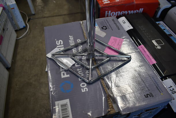 Metal Pole w/ Triangular Base. - Image 2 of 4